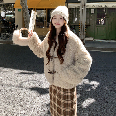 棕色羊羔毛外套女冬季2025新款美拉德复古休闲牛角扣宽松加厚上衣