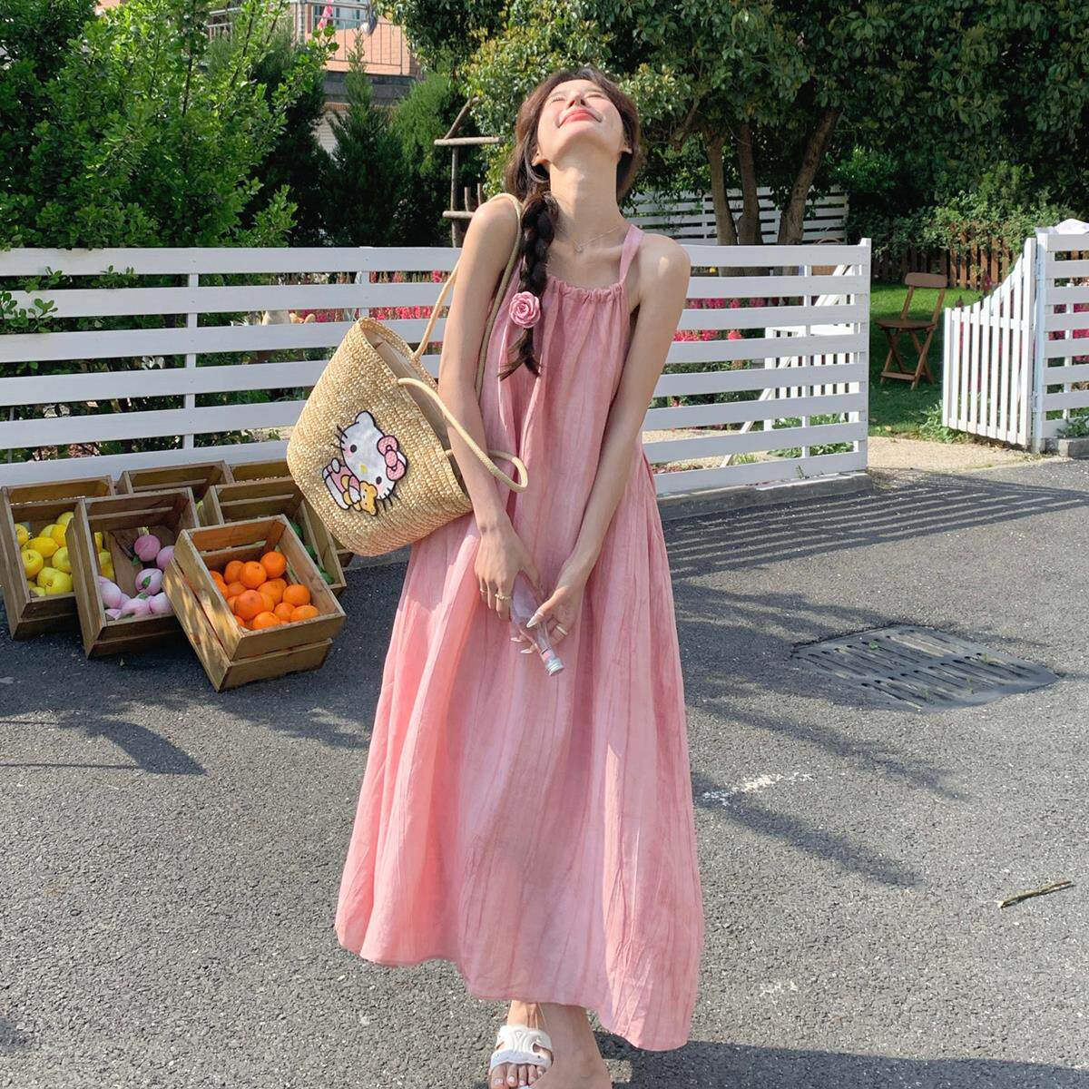 粉色吊带连衣裙女夏季法式甜美温柔慵懒风露背海边沙滩度假长裙子