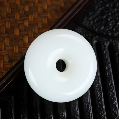 天然和田玉白玉平安扣吊坠