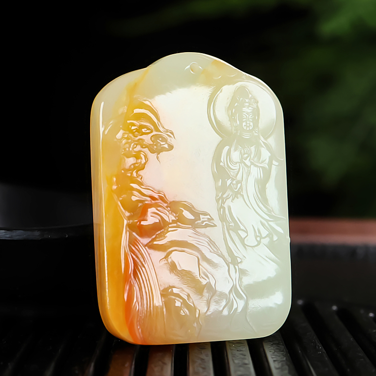 和田玉籽料山水观音玉石吊坠