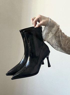 2025秋冬新款黑色尖头高跟短靴女法式细跟弹力瘦瘦靴气质小踝靴子