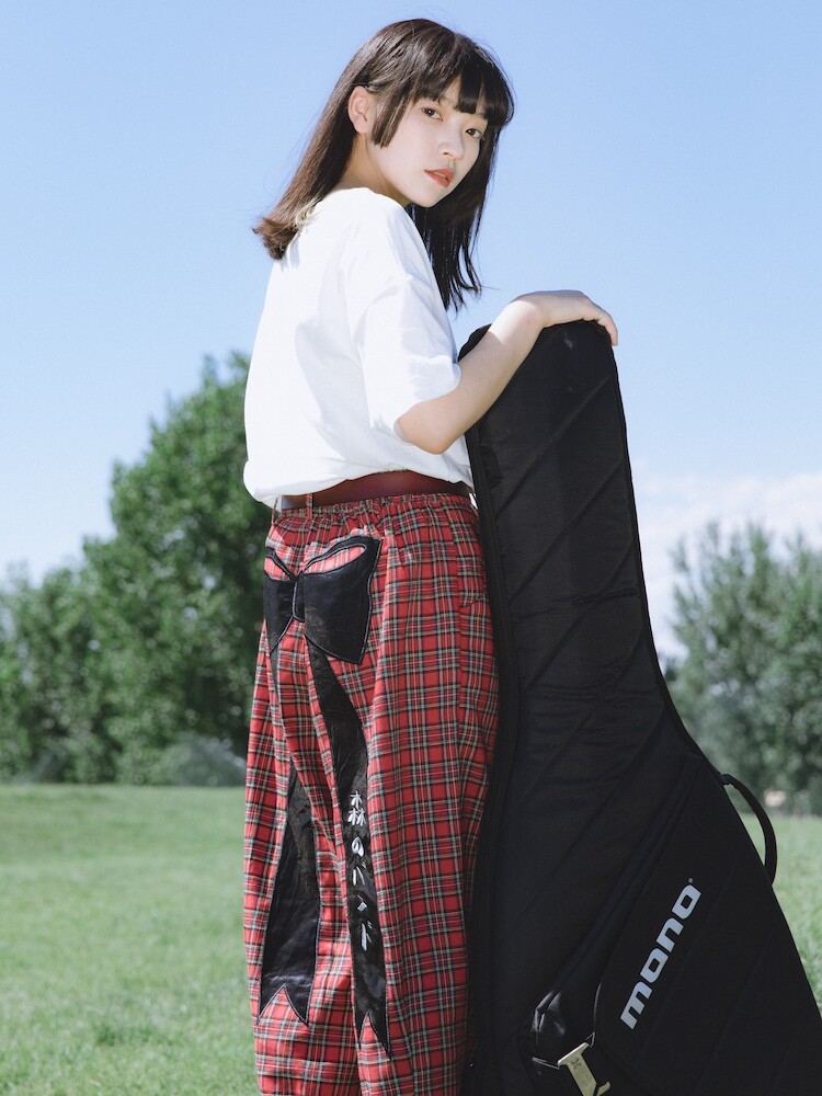 Red Plaid Punk Wide-Leg Pants with Bow Embroidery - Taobao product photo 2