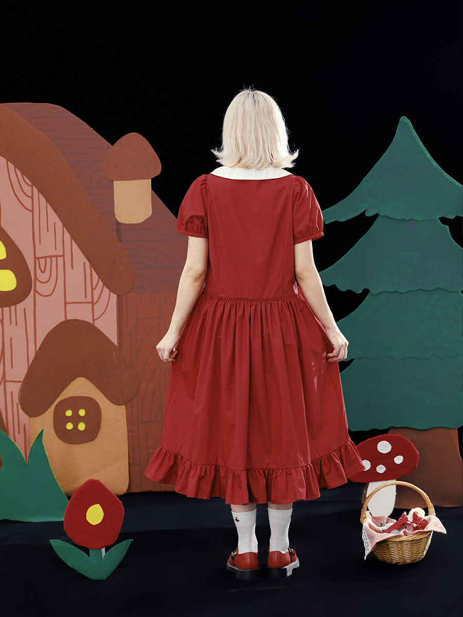 Wolf Grandmother Embroidered Dress & Red Yuanbao Collar - Taobao product photo 2