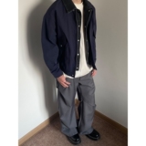 藏青色