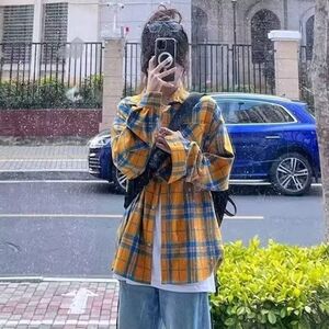 1506/QC040/P34复古黄色衬衫宽松长袖款秋季格子抗皱撞色衬衣男图片