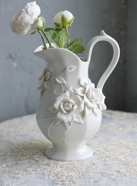 欧洲重工立体手捏玫瑰花蔓藤奶白色法式优雅冷水罐壶装饰花瓶