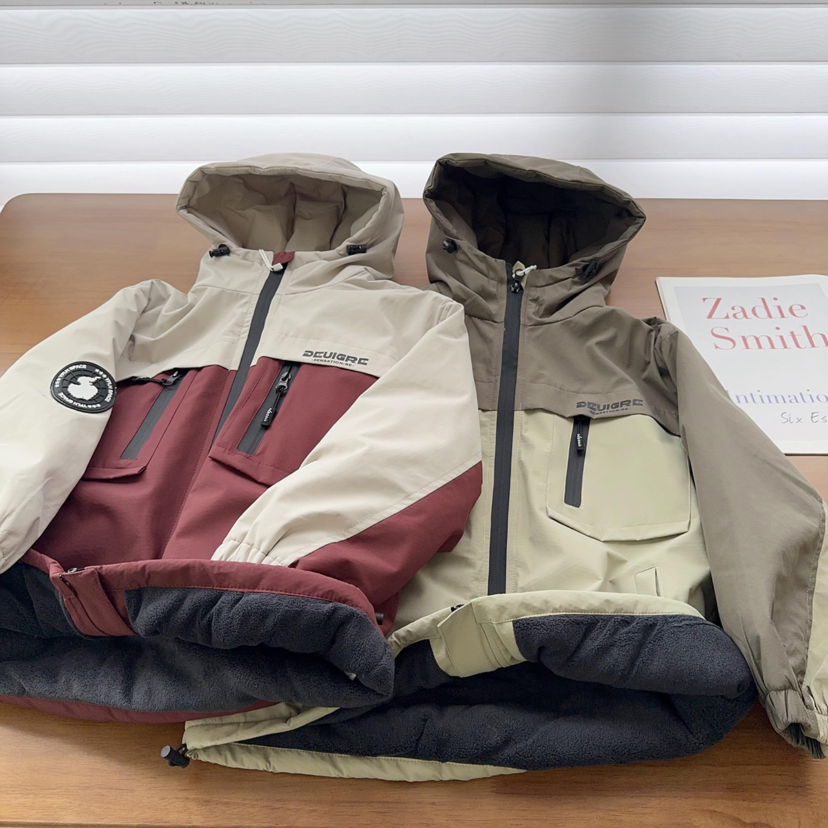 儿童寒冬保暖厚绒三防棉衣2024年冬款中大童休闲宽松中长棉服棉袄