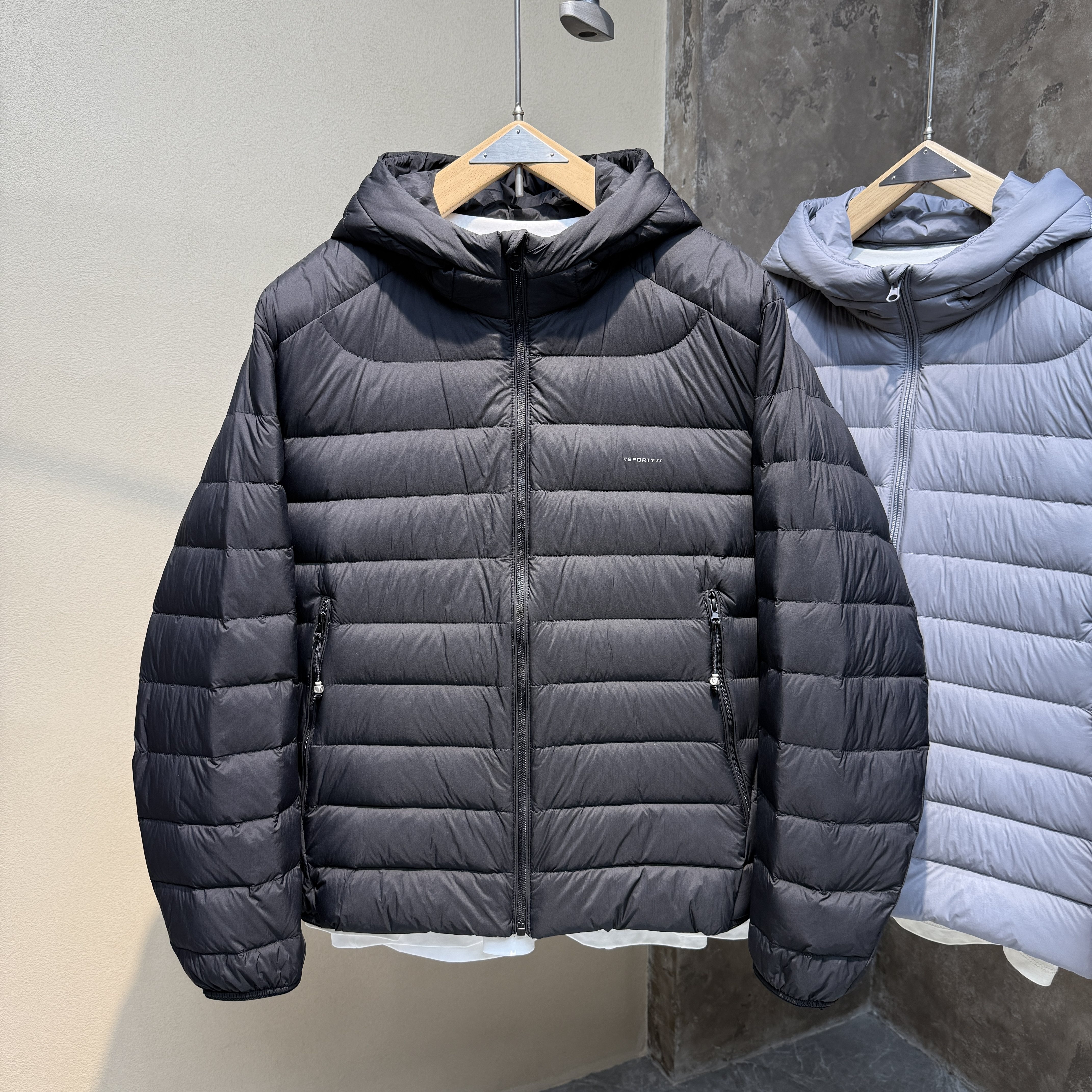 90鸭绒羽绒服冬季新款排骨羽绒服男女情侣轻量化连帽羽绒外套夹克