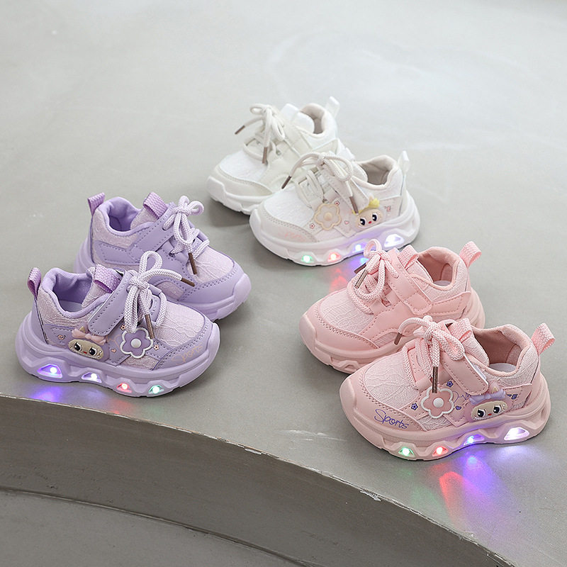 儿童发光运动鞋女童鞋子春秋新款卡通休闲跑步鞋宝宝软底防滑鞋子