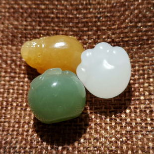 糖玉貔貅 粉青小苹果 小配件 羊脂白玉猫爪吊坠 新疆和田玉小挂件