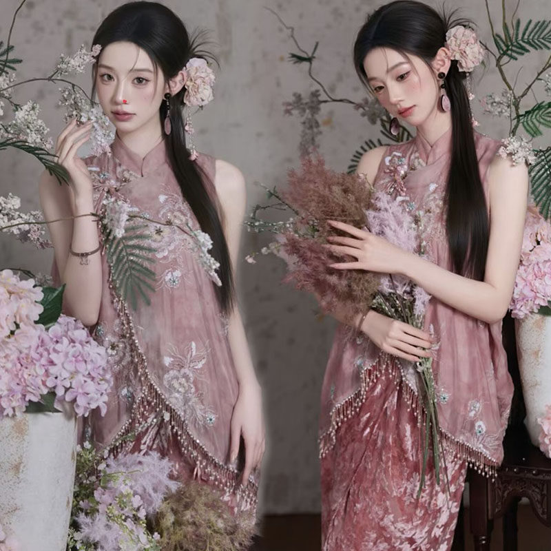 新中式粉色流苏无袖女士敬酒服