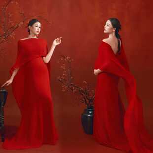 新款影楼新年中式锦鲤红色主题连衣裙复古肖像拍照艺术照摄影服装