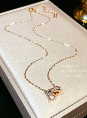 钛钢双环D字母项链女简约百搭玫瑰金锁骨链不掉色网红配饰品