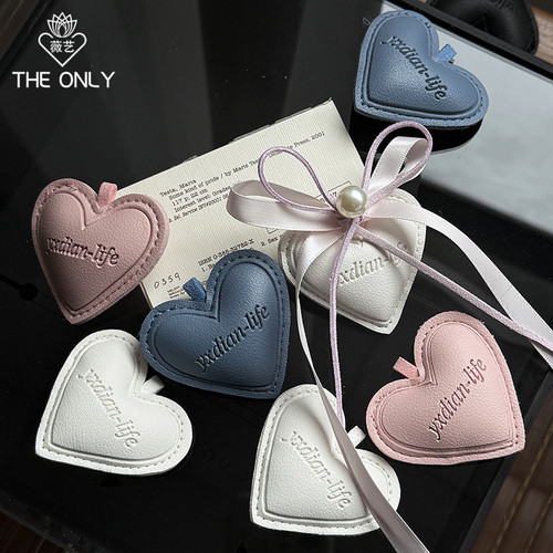 爱心皮革创意浪漫氛围感花束装饰