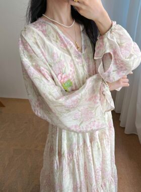IMMUNO壹糯 M家冰冰粉卉纷印花碎花钉珠深V领蛋糕宽松连衣裙