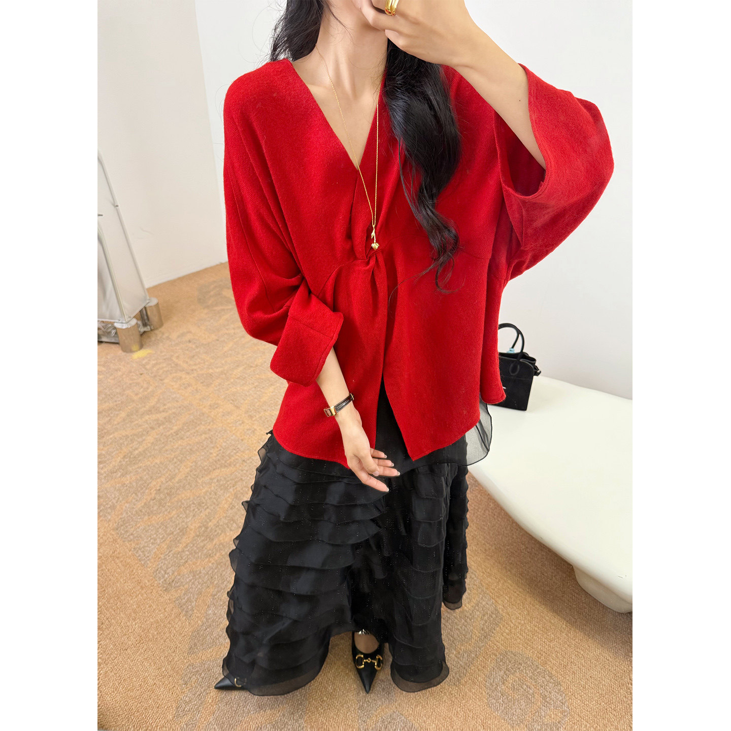 IMMUNO壹糯 法式小众V领不规则纽结人字纹长袖宽松美利奴羊毛上衣,女装/女士精品,毛针织衫,淘宝优惠券,粉丝福利购,淘宝优惠卷