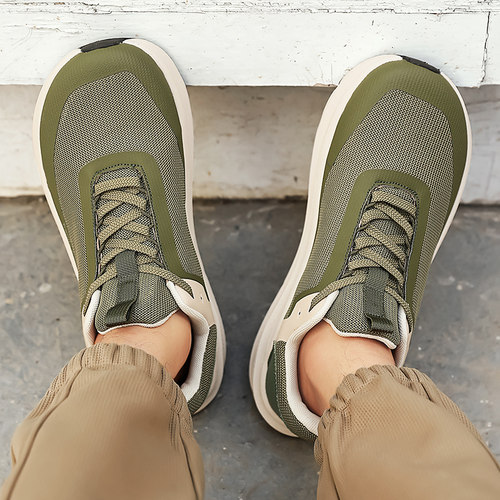 夏季宽头鞋男大码透气跑步鞋