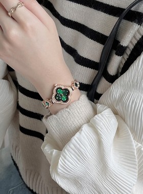 高级感小巧精致四叶草花瓣手链手表女款女士简约时尚气质石英女表