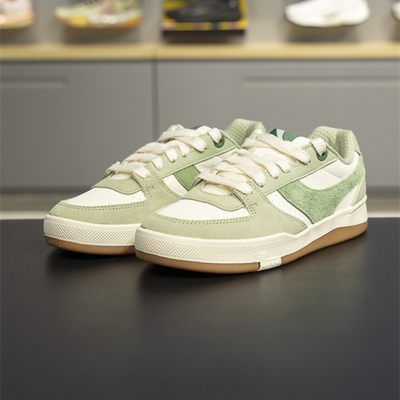李宁车缝线系带女子低帮滑板鞋
