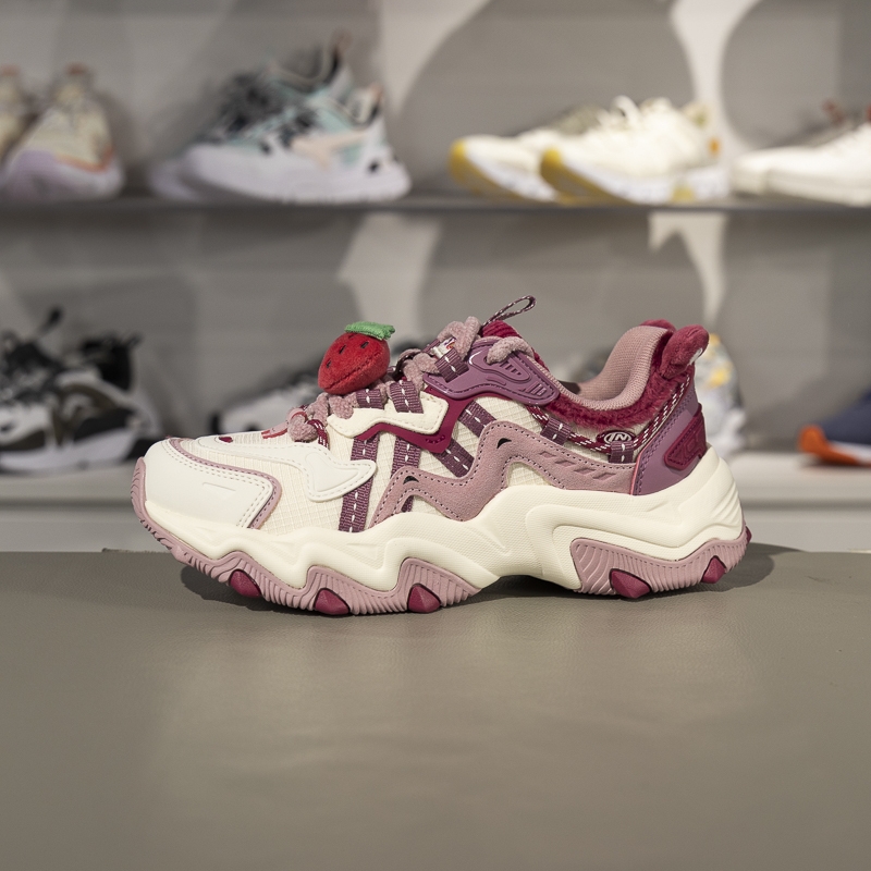 李宁防滑耐磨女子系带休闲鞋