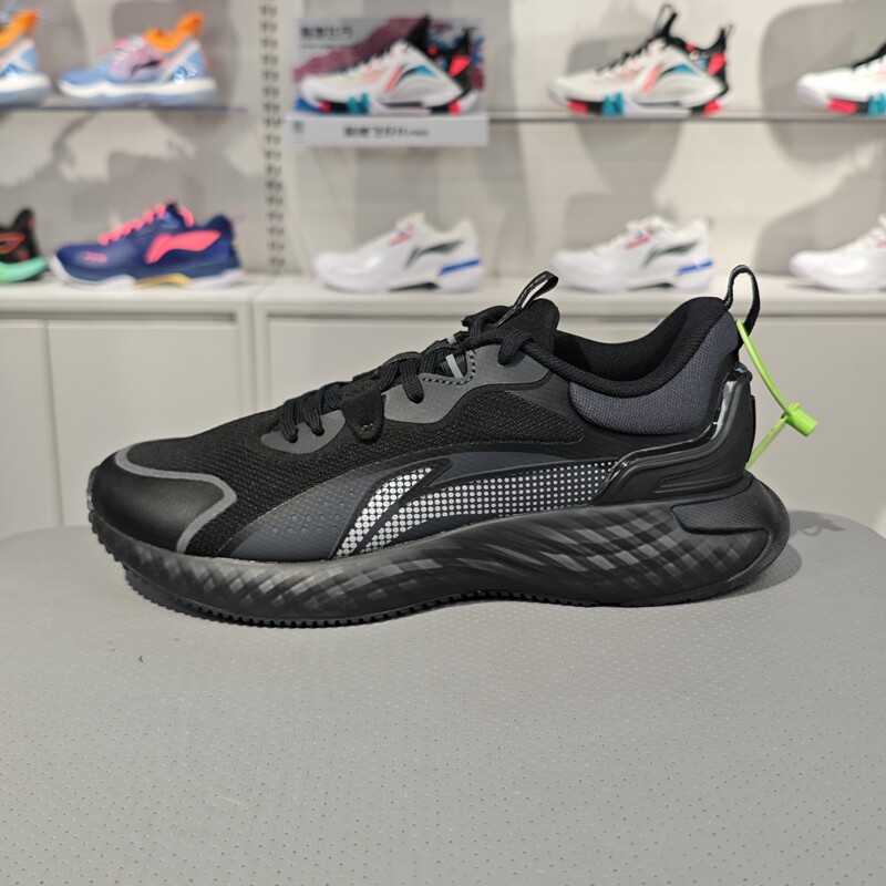 李宁运动鞋男子2022秋冬款防护云减震回弹透气休闲鞋AGLS211