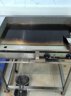 乐创商用电热扒炉台湾手抓饼机器铁板鱿鱼煎牛排机器铁板烧设备