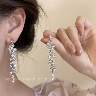耳环耳钉方圆脸显瘦流苏轻奢气质锆石小众百搭设计感百搭精致耳饰
