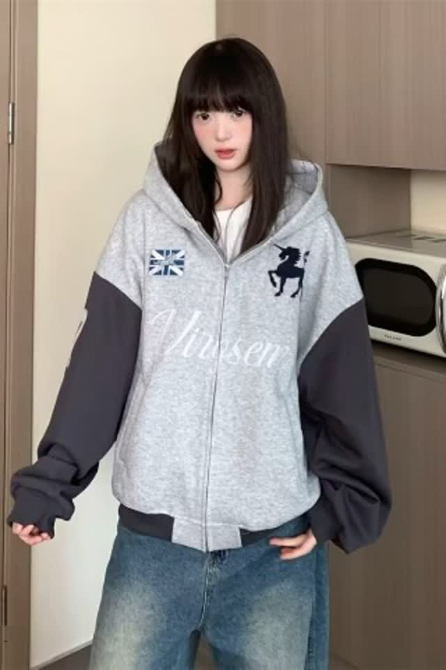 外套女秋季穿搭2026新款短款上衣小个子浅灰色连帽卫衣W52P55图片