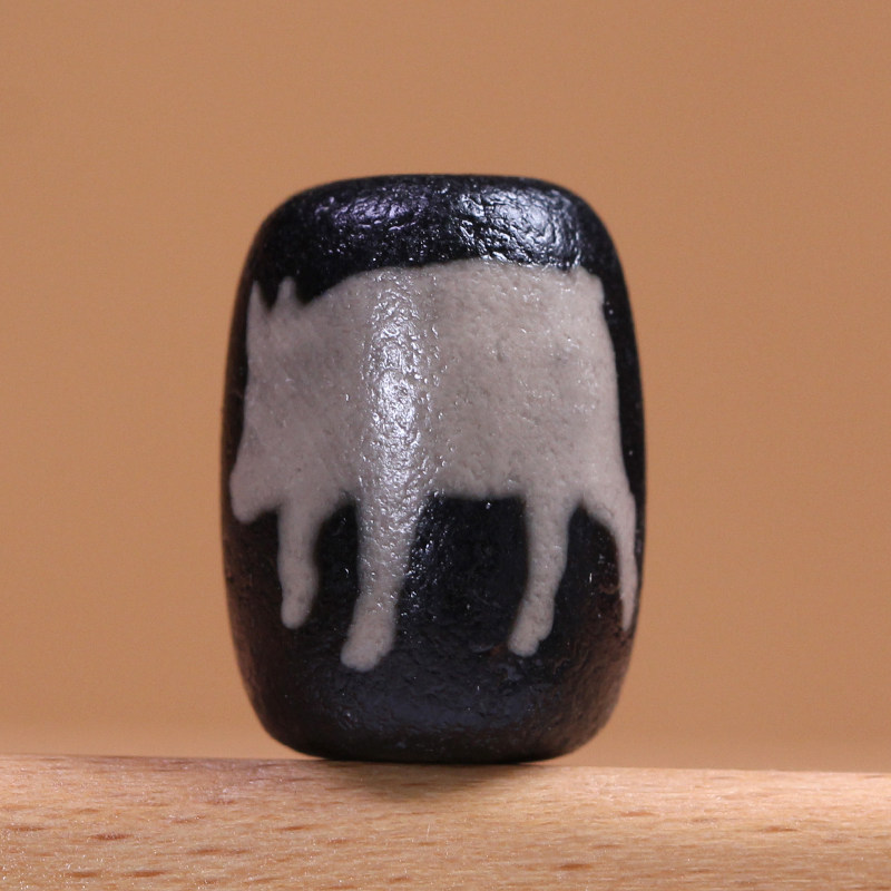 天然真品西藏庙供院供老矿玛瑙猪生肖桶珠diy配珠配饰12*17mm左右