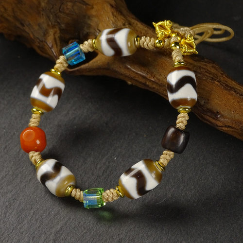 圣饰奇缘西藏天然真品玛瑙虎牙天珠檀木南红金刚杵手串绳10*15mm