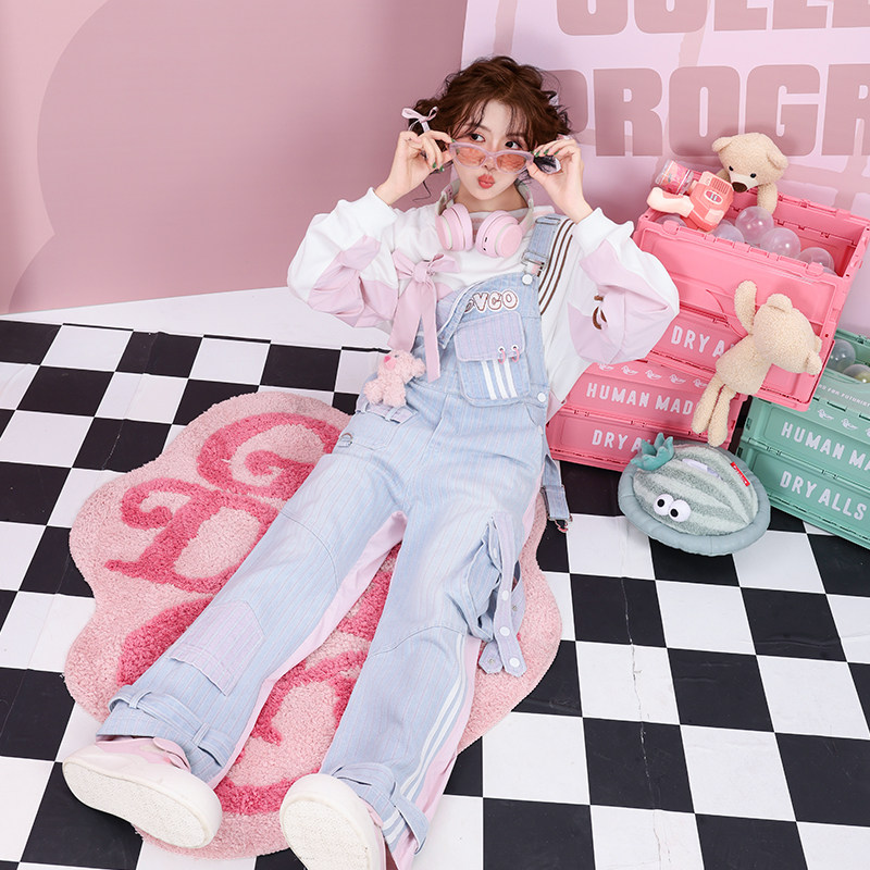 秋可爱小熊多口袋运动解构拼接条纹水洗宽松牛仔工装风背带裤长裤,女装/女士精品,牛仔裤,淘宝优惠券,粉丝福利购,淘宝优惠卷