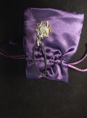 进口布莱尔宝石吊坠 坚韧力之925银护身符吊坠