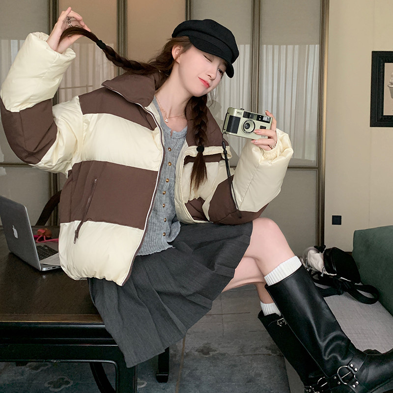 2023冬季新款现货时尚条纹短款50绒羽绒服166-6629P220K308,女装羽绒服,茜茜公主