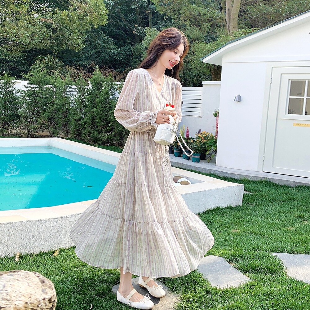 法式气质印花收腰连衣裙女夏2025新款今年流行的漂亮绝美减龄长裙,女装连衣裙,茜茜公主