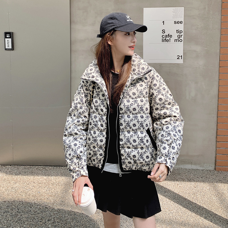 2023冬季新款新款现货轻薄时尚印花羽绒服166-6639P220K308图片