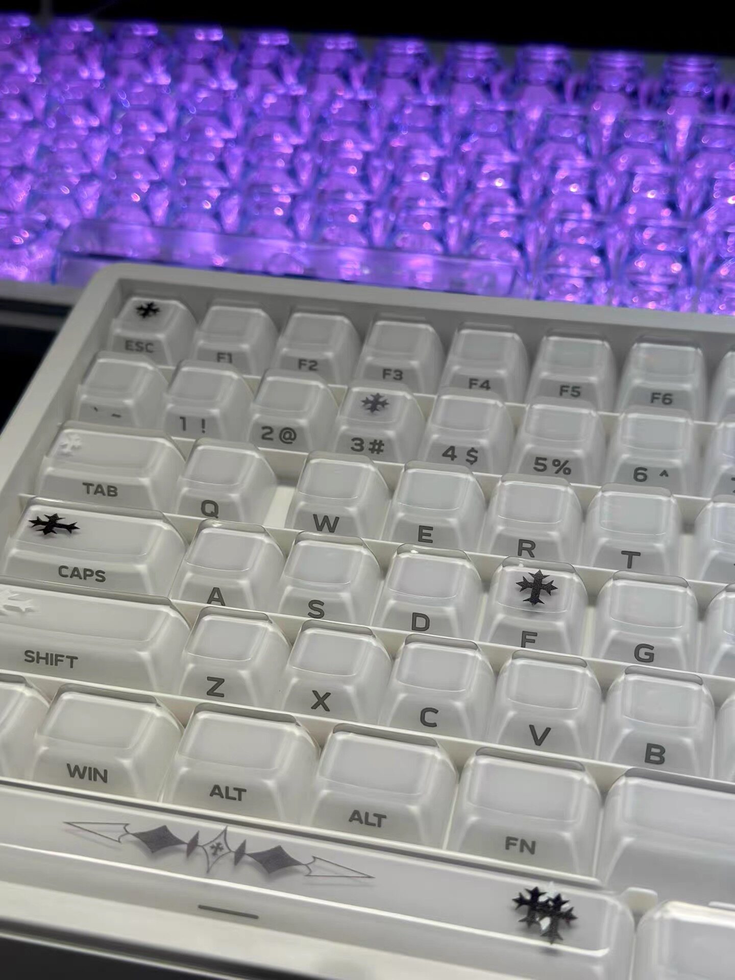 迈从定制冰晶克罗心键帽122键原厂高度注塑机械键盘wooting现货图片