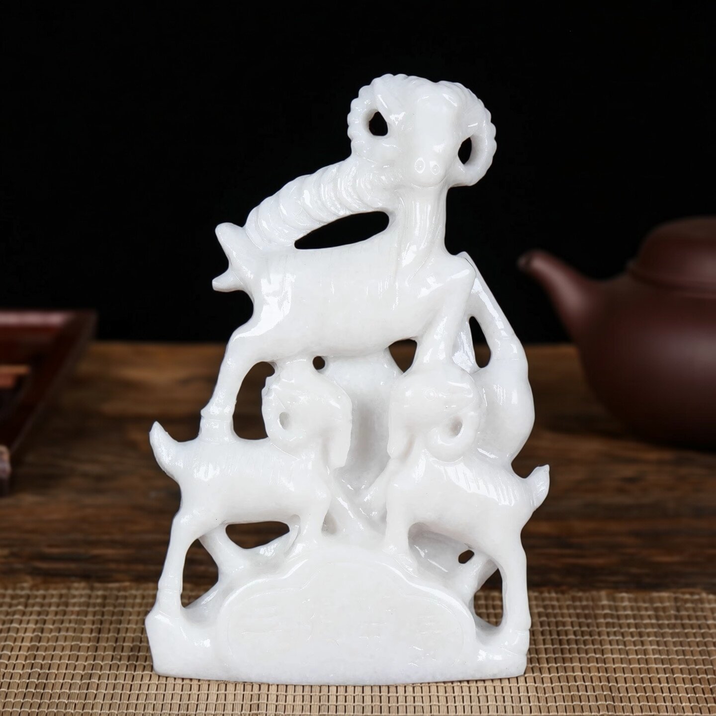 天然玉石三羊开泰摆件吉祥物办公室客厅玄关店铺开业装饰礼品摆设