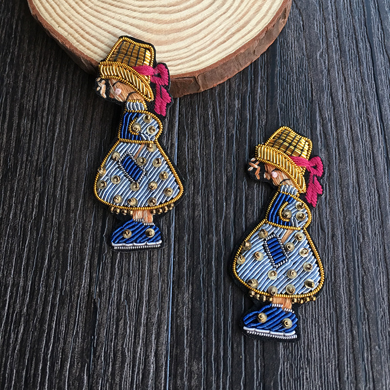 法国设计浅蓝色女孩头像爱莎公主专业手工缝制印度丝可爱迷你胸