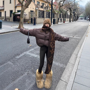肯豆短款羽绒服女2024新款入冬厚外套女秋冬款小个子立领面包服