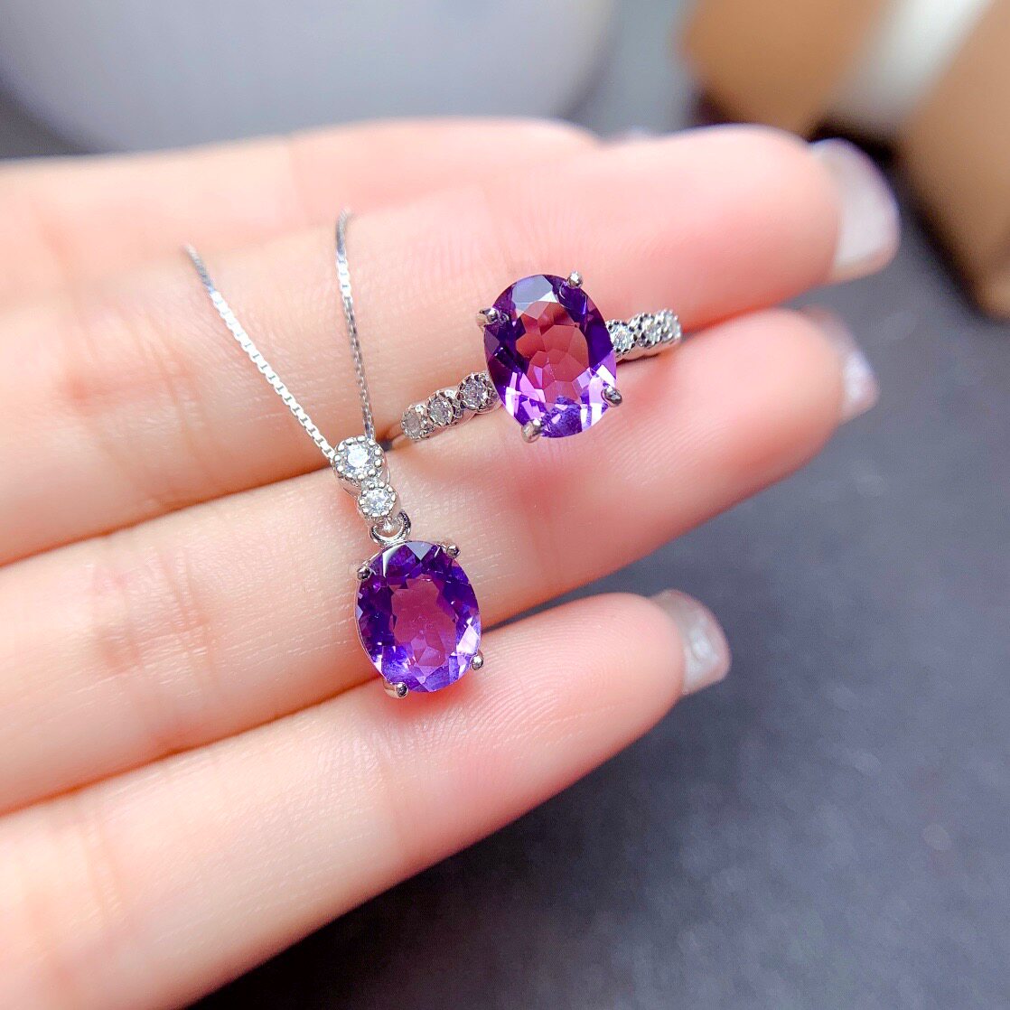 简约紫水晶戒指925纯银镶嵌宝石
