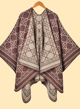 Ladiesnewshawlwiththicken