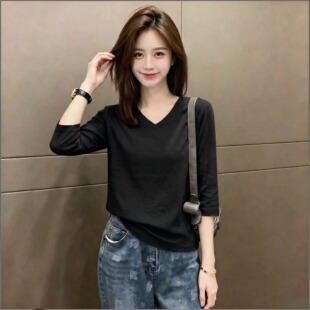 黑色纯棉V领五分袖T恤女2026年夏季新款简约百搭宽松显瘦修身上衣