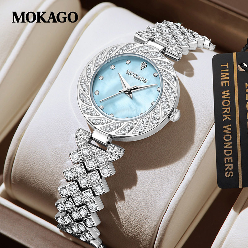 品牌高档热卖手链表女士高级感防水满钻贝母面石英表小巧手表女神