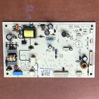 适用伊莱克斯冰箱ZSE5202HGA W19-33A 电脑控制 变频板0321802582