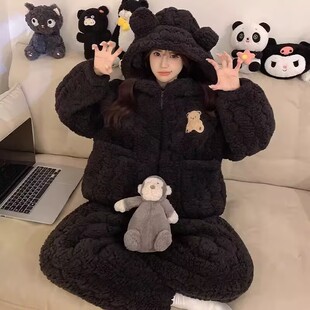 三层夹棉加厚珊瑚绒睡衣女秋冬季加绒保暖学生卡通连帽家居服套装
