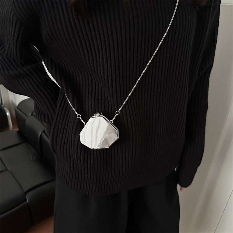 时尚简约迷你包链条小包零钱包2025冬季新款亚克力包斜挎包包女