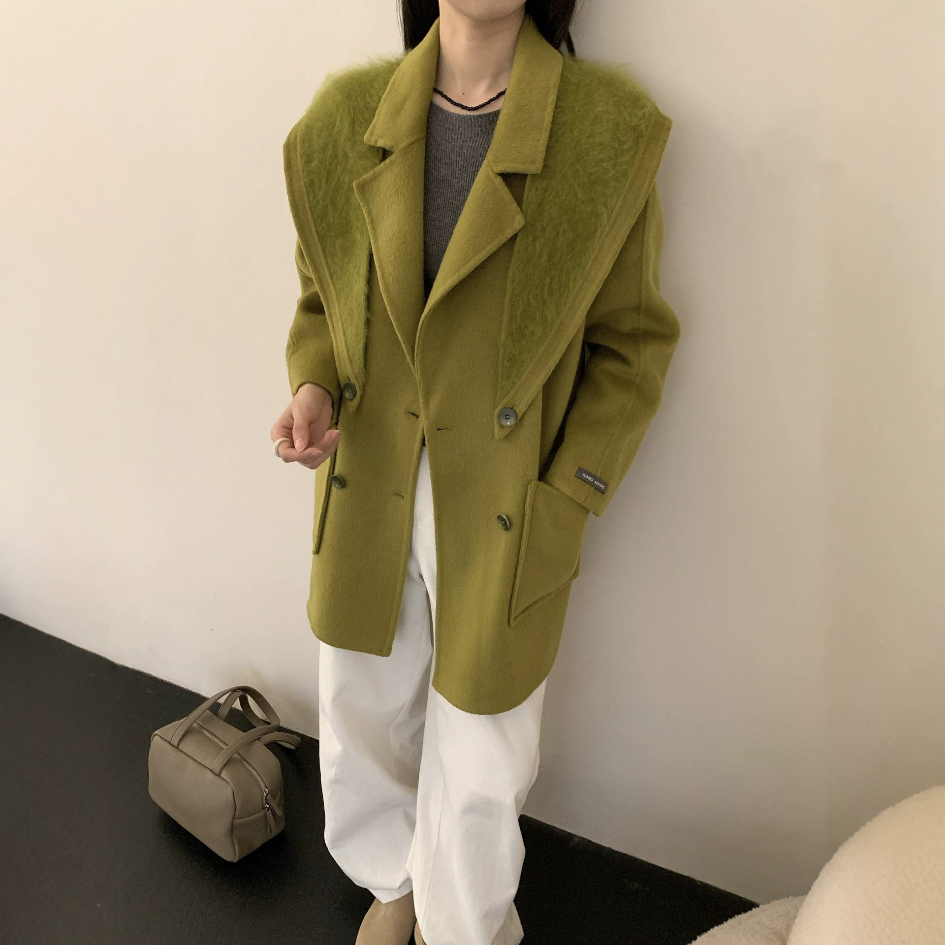 马海毛双面呢可拆领巾西装领大衣