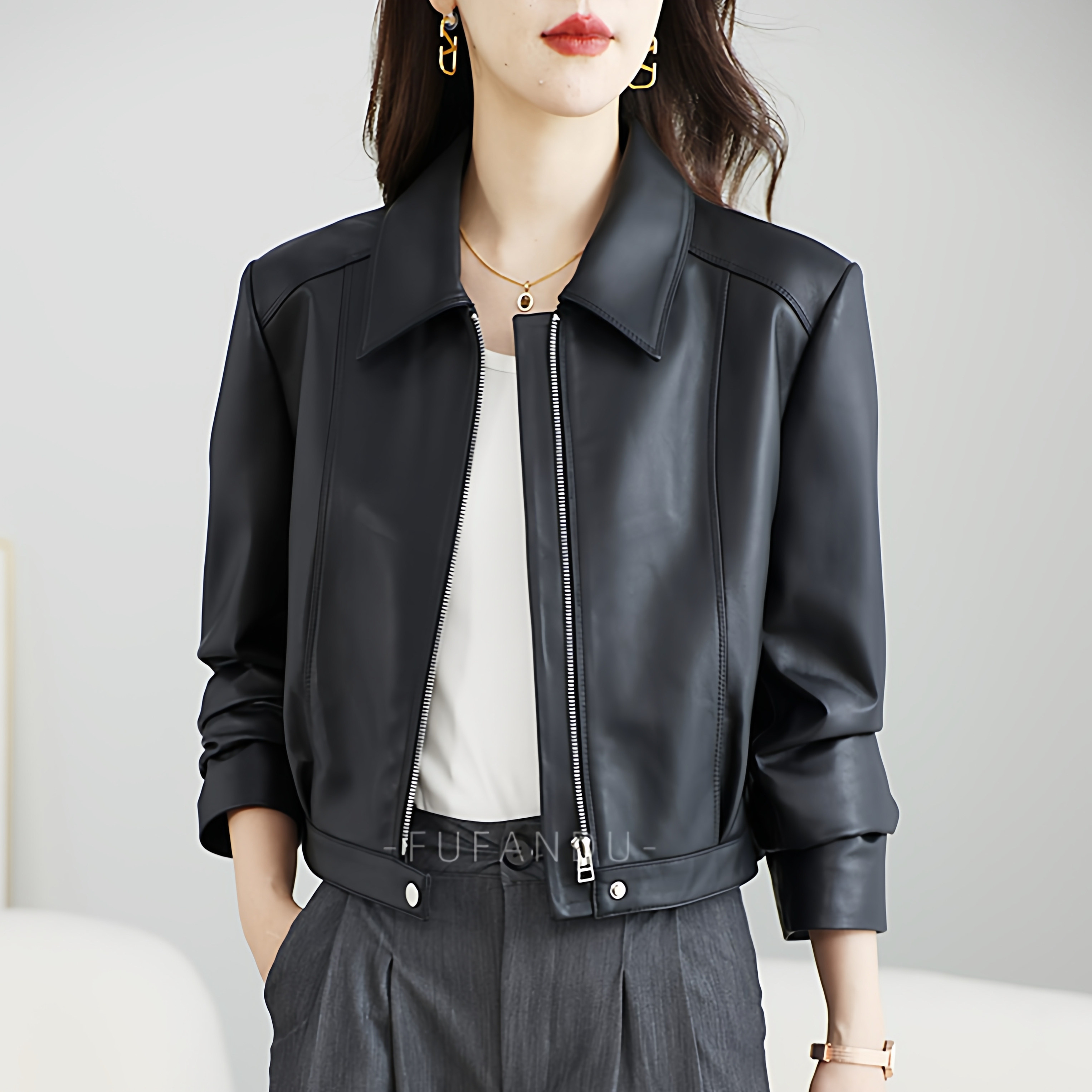 2026秋季新款女装拉链机车皮衣外套翻领黑色短款绵羊皮真皮夹克