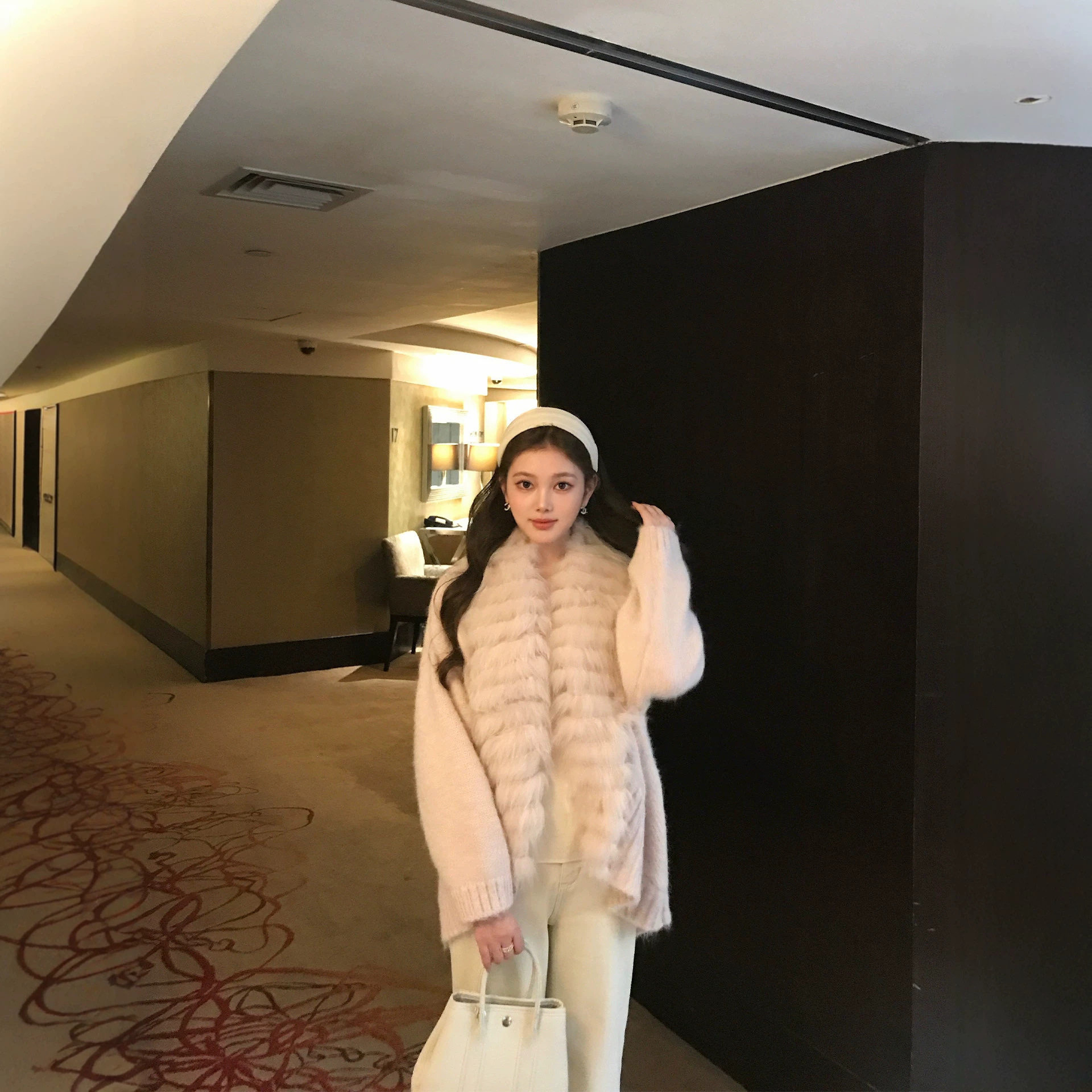 秋冬新款狐狸毛大毛领针织开衫女