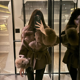 狐狸毛领羊毛呢外套女2026年新冬季短小个子大衣高级感腰带百搭